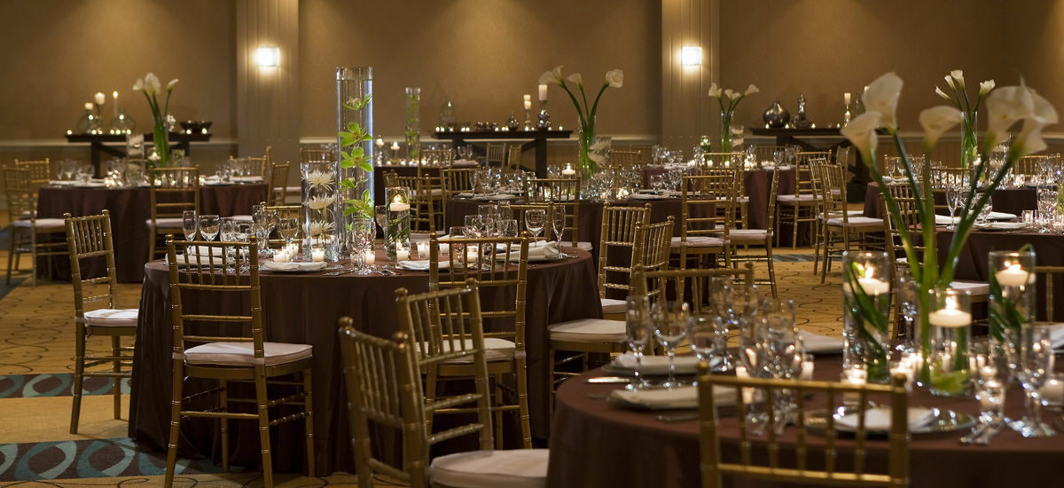 The Baronette Renaissance Detroit-Novi Hotel Bagian luar foto